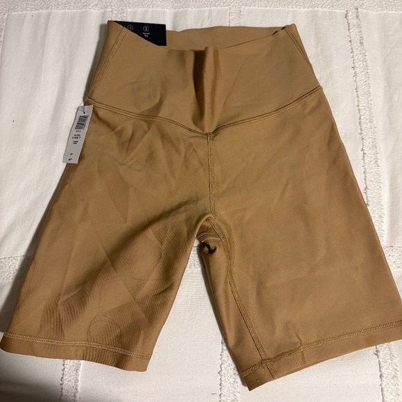 TNA GLOSS HI-RISE 7” SHORTS – TANNIN (NEW WITH TAGS!) - Picture 1 of 4